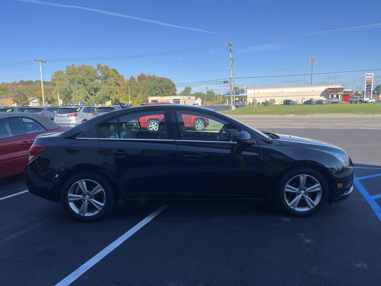 Used 2012 Chevrolet Cruze LT FWD image 4