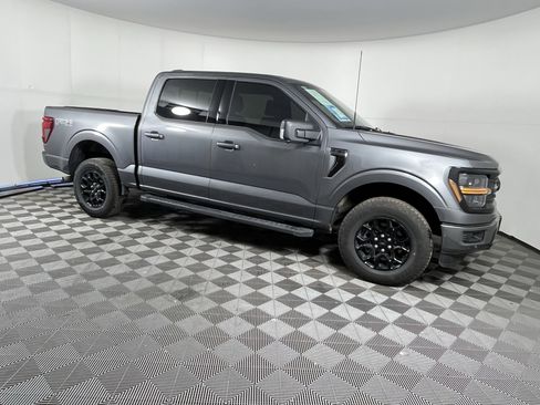 Used 2025 Ford F150 XLT w/ Equipment Group 302A MID AWD/4WD image 6