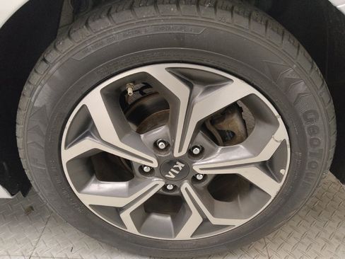 Used 2019 Kia Forte LXS FWD image 31