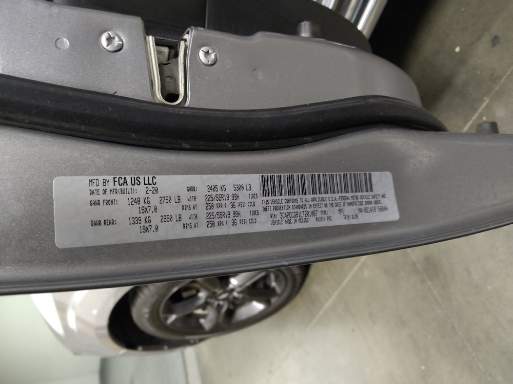 Used 2020 Dodge Journey Crossroad FWD image 33