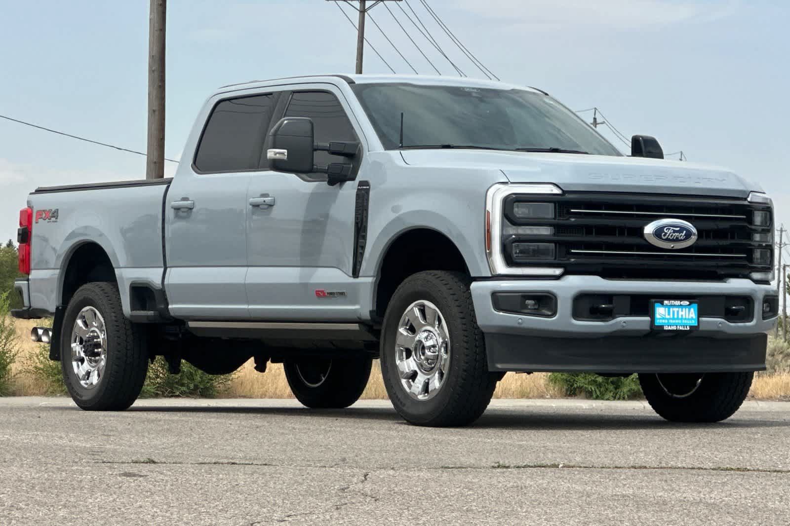 Certified 2025 Ford F350 Platinum AWD/4WD image 9
