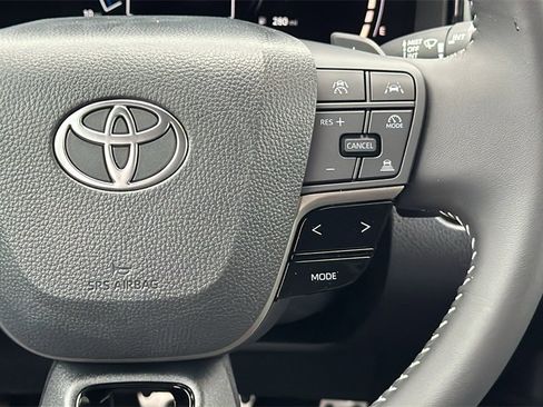 New 2026 Toyota Camry Hybrid image 28