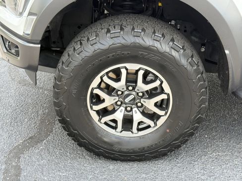 Used 2023 Ford F150 Raptor AWD/4WD image 43