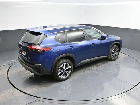 Used 2023 Nissan Rogue SV image 43