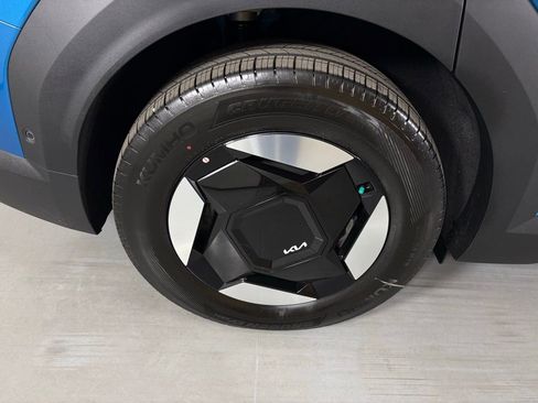 New 2026 Kia EV9 Wind image 11