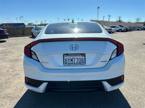 Used 2019 Honda Civic Touring image 34