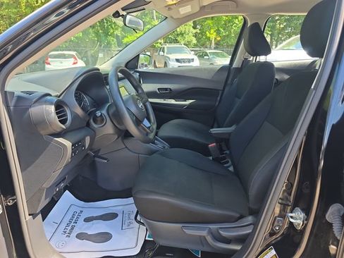 Used 2025 Nissan Kicks Play S FWD image 23