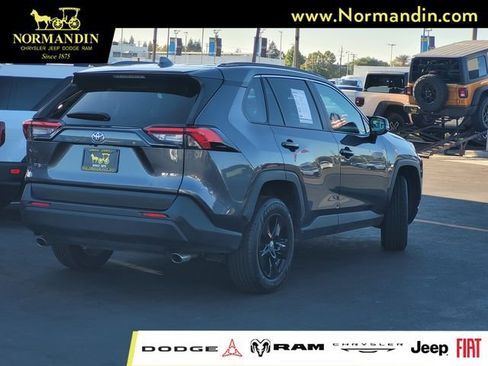 Used 2025 Toyota RAV4 XLE FWD image 4
