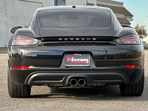 Used 2019 Porsche 718 Cayman image 5
