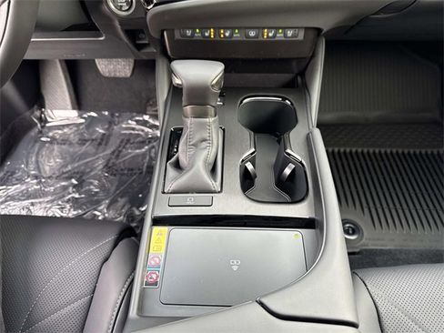 New 2025 Lexus ES 350 Ultra Luxury image 26