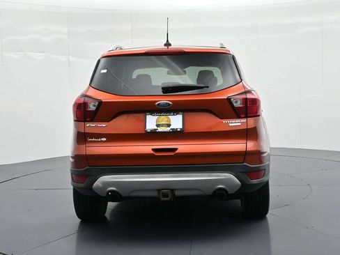 Used 2019 Ford Escape Titanium FWD image 7