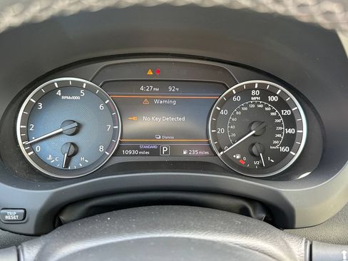 Used 2025 INFINITI QX50 Luxe AWD/4WD image 28