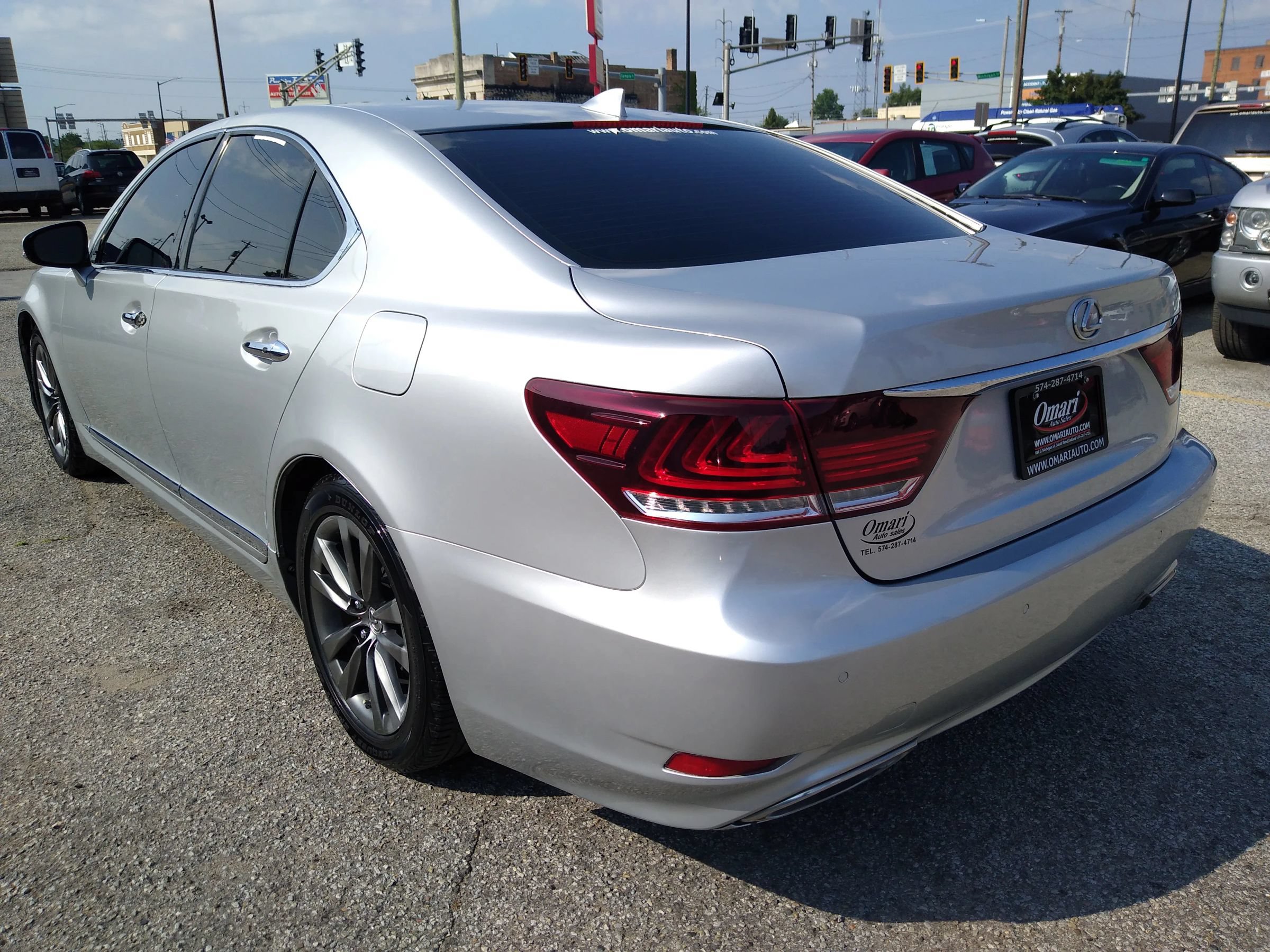 Used 2014 Lexus LS 460 AWD w/ Comfort Package image 7