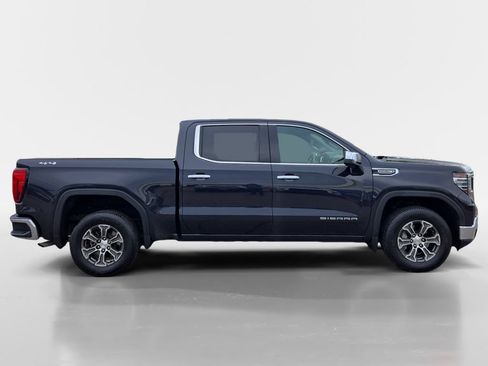Used 2025 GMC Sierra 1500 SLT AWD/4WD image 6