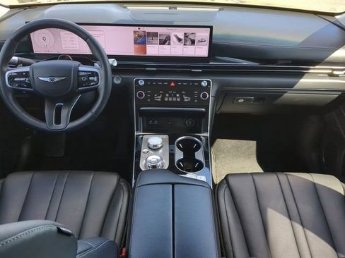 Used 2025 Genesis GV80 2.5T Standard image 14