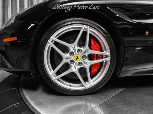Used 2016 Ferrari California T RWD image 53