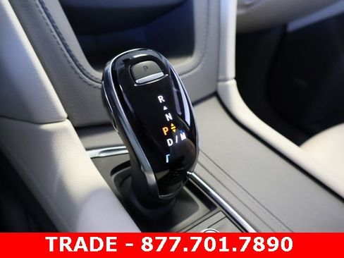 Used 2023 Cadillac XT6 Premium Luxury image 28