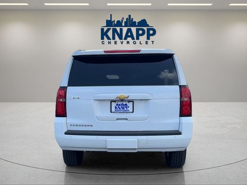 Used 2020 Chevrolet Suburban LT RWD image 4