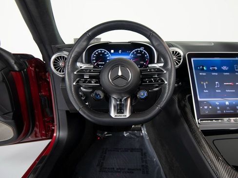 Used 2022 Mercedes-Benz SL 63 AMG 4MATIC image 19