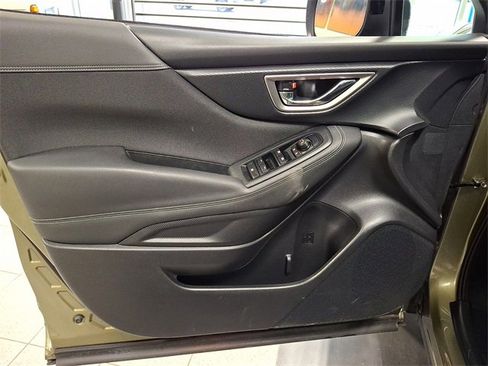 Certified 2022 Subaru Forester Premium w/ Popular Package #1 image 11