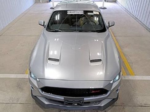 Used 2022 Ford Mustang GT Premium w/ GT Performance Package RWD image 2
