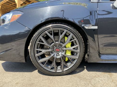 Used 2019 Subaru WRX STI AWD/4WD image 10