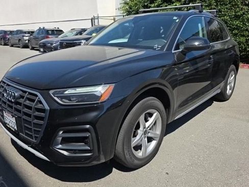 Used 2023 Audi Q5 2.0T Premium w/ Convenience Package AWD/4WD image 1