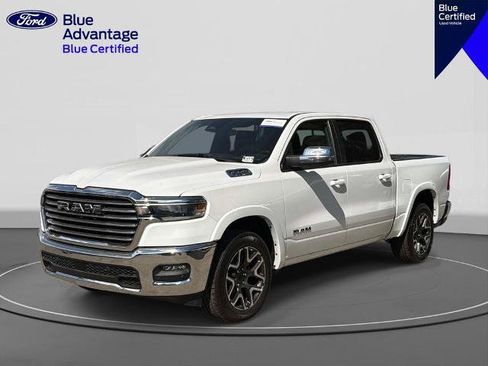 Used 2025 RAM 1500 Laramie AWD/4WD image 1