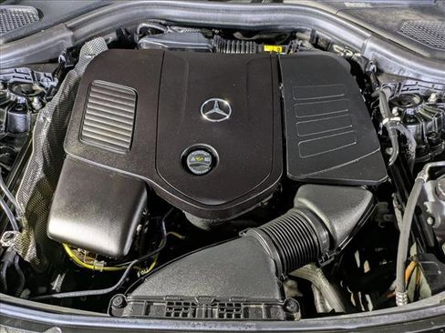 Certified 2025 Mercedes-Benz GLC 300 image 22