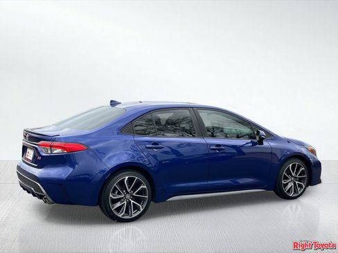 Certified 2020 Toyota Corolla SE w/ SE Premium Package FWD image 7