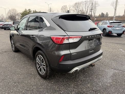 Used 2020 Ford Escape SEL image 3