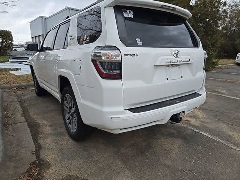 Used 2022 Toyota 4Runner TRD Sport w/ Technology Package image 3