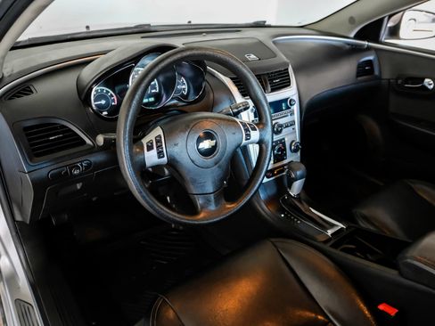 Used 2012 Chevrolet Malibu LT FWD image 2