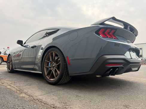 Used 2024 Ford Mustang GT Premium RWD image 40