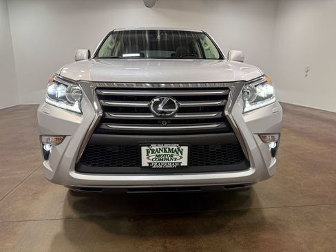 Used 2017 Lexus GX 460 Luxury AWD/4WD image 40