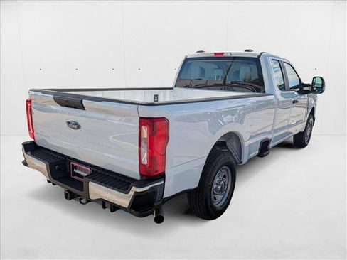 New 2026 Ford F250 XL w/ XL Chrome Package image 4