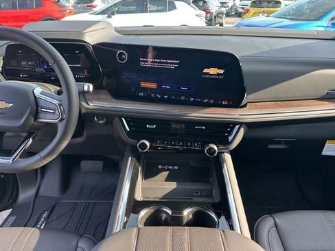 New 2026 Chevrolet Tahoe High Country image 3