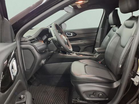 New 2026 Jeep Compass Latitude image 15