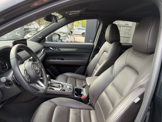 Used 2024 MAZDA CX-5 Signature AWD/4WD image 11