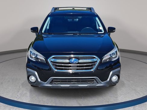 Used 2019 Subaru Outback 3.6R Limited w/ Popular Package #2 AWD/4WD image 2