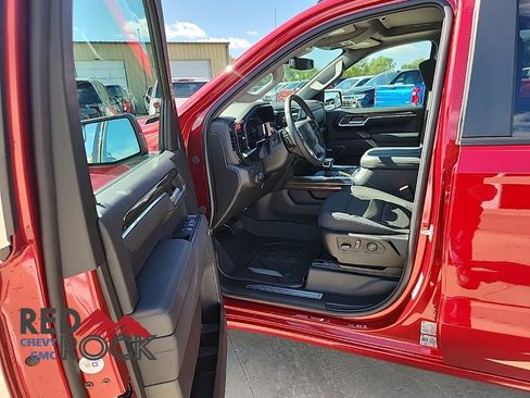 New 2026 Chevrolet Silverado 1500 RST w/ Dark Appearance Package image 14