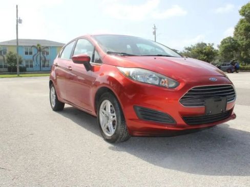 Used 2019 Ford Fiesta SE FWD image 18