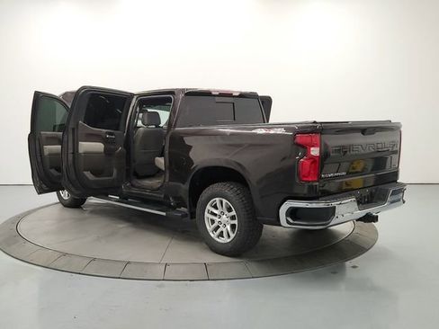 Used 2020 Chevrolet Silverado 1500 LTZ w/ LTZ Plus Package AWD/4WD image 13