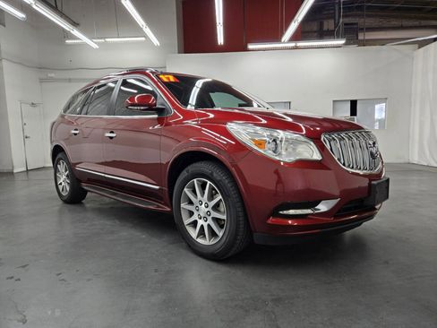 Used 2017 Buick Enclave Convenience FWD image 4