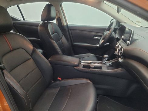 Used 2023 Nissan Sentra SR w/ SR Premium Package FWD image 21
