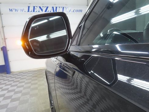 Used 2025 Lincoln Aviator Reserve w/ Equipment Group 201A image 70