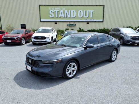 Certified 2023 Honda Accord LX image 4