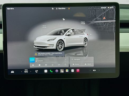 Used 2023 Tesla Model 3 Standard Range RWD image 19