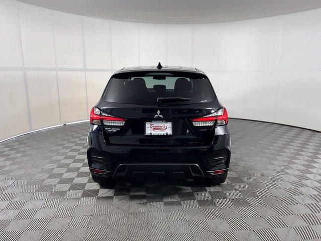 Used 2026 Mitsubishi Outlander Sport LE AWD/4WD image 6