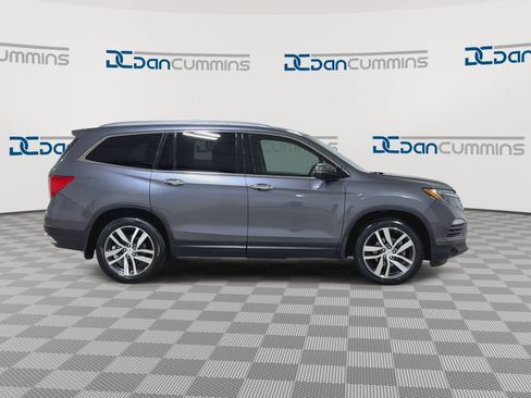 Used 2018 Honda Pilot Elite image 9